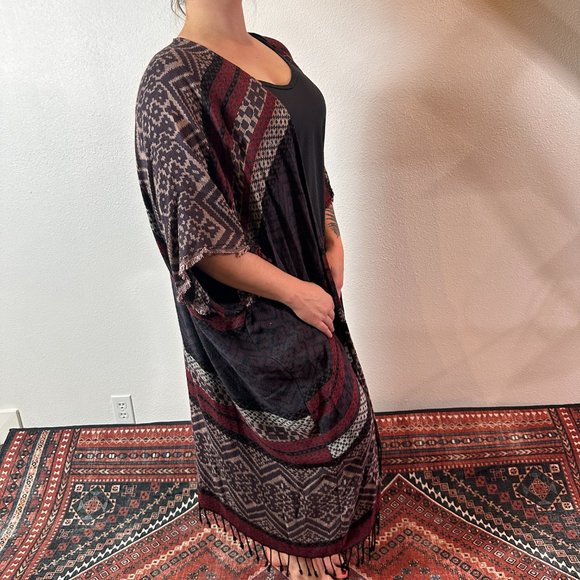 Free People Maroon Purple Long Kimono Shawl Fringe One Size Boho Swim Cover - Picture 2 of 5